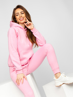 Világos rózsaszín