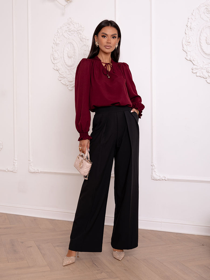 Elegáns női blúz megkötővel bordó Bolf 546