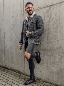 Bélelt trucker típusú férfi farmerdzseki szőrmés gallérral fekete színben Bolf 1160