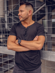 Férfi alap V-nyakú póló Fekete Bolf 4049A